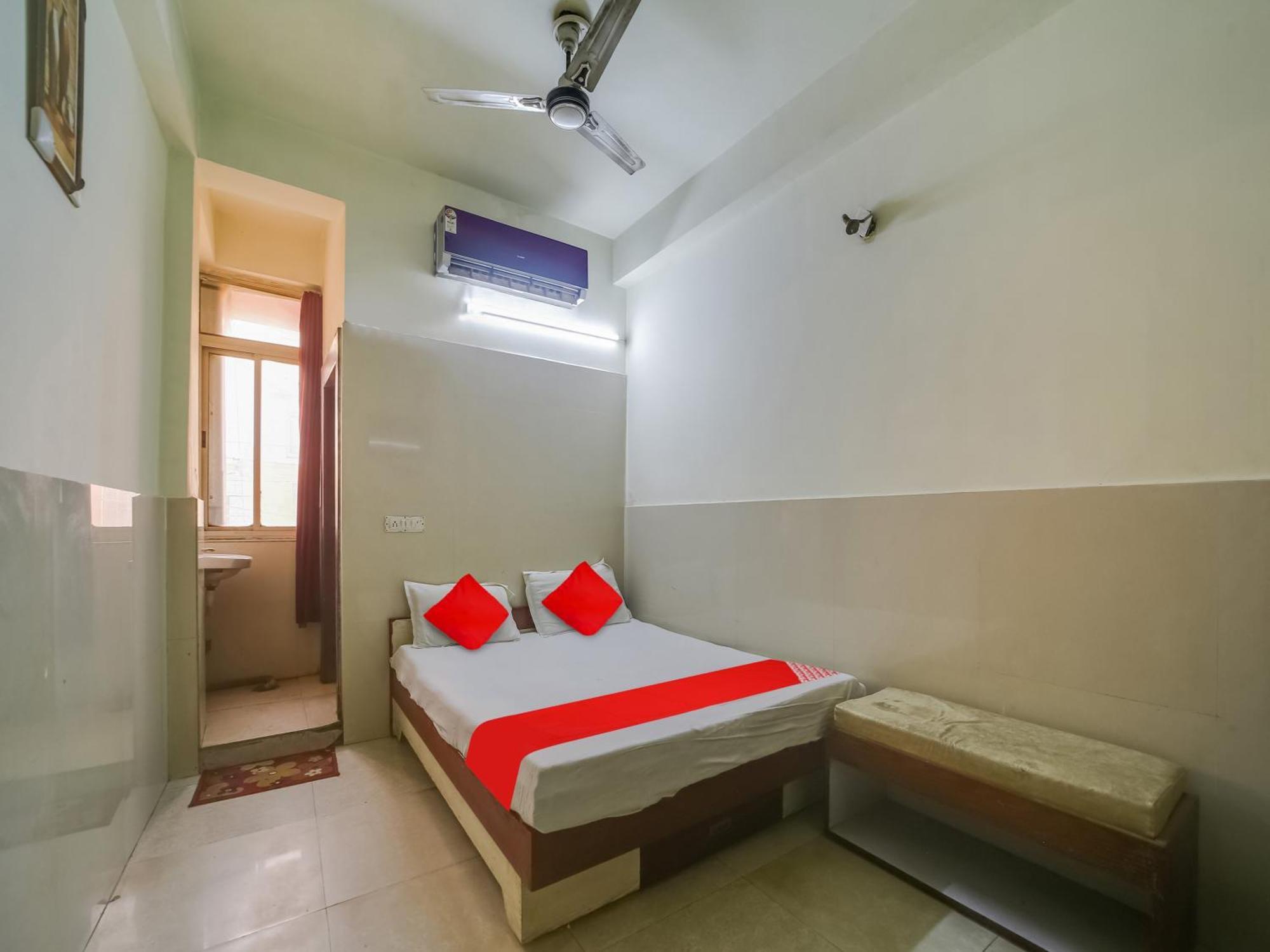 Collection O 70029 Hotel Rama Krishna Bhopal Exterior foto